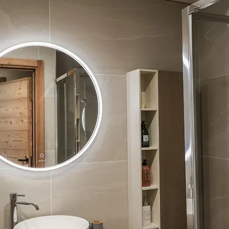 Il Cervo Nel Bosco * Breuil-Cervinia