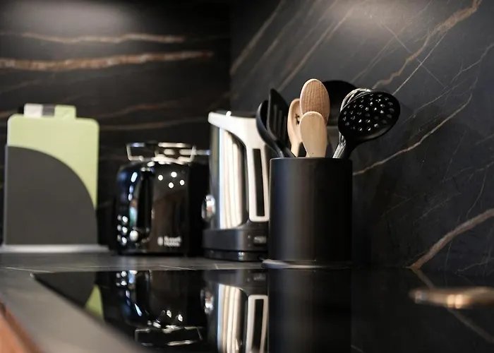 アパート Il Cervo Nel Bosco ブレウイル・チェルヴィナイア